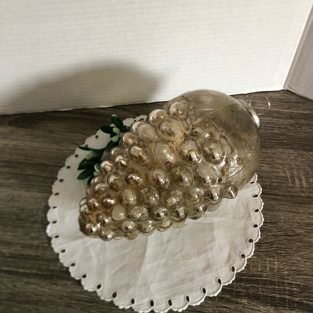 Vtg XL Grape Kugel Ornament